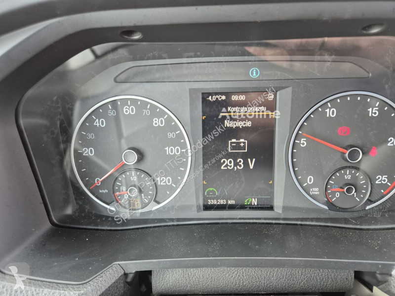 MAN TGX 18.470 tractor unit