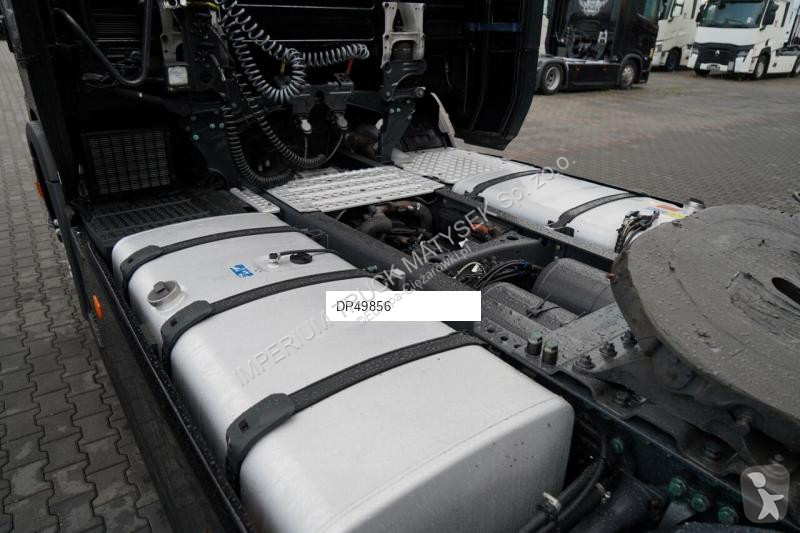 Cap tractor Scania S 500