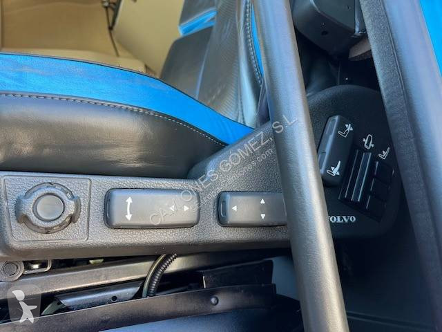 جرار Volvo