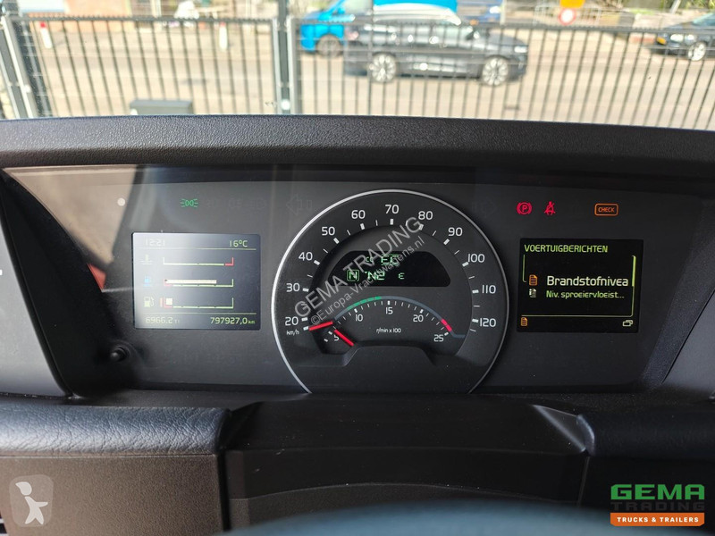 جرار Volvo 460 Euro6C Sleeper Cab - Double Tank...