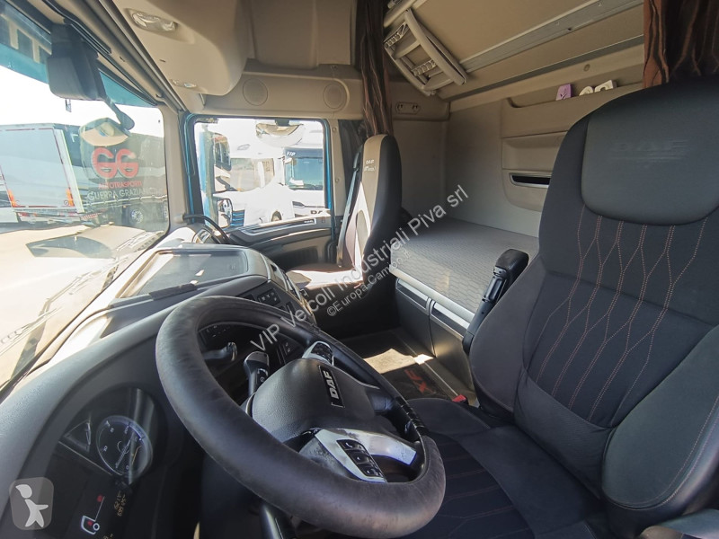 جرار DAF XF 530 FT