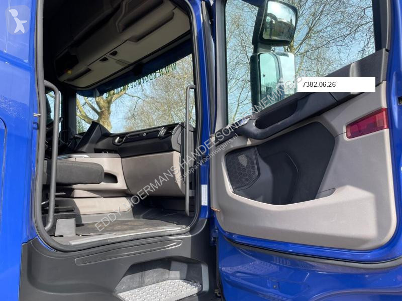 Cap tractor Scania R410