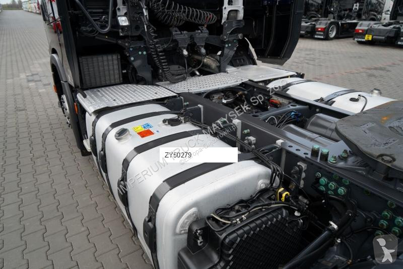 Влекач Scania S 500