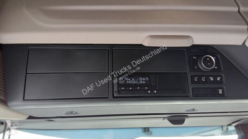جرار DAF XG  FT 4X2