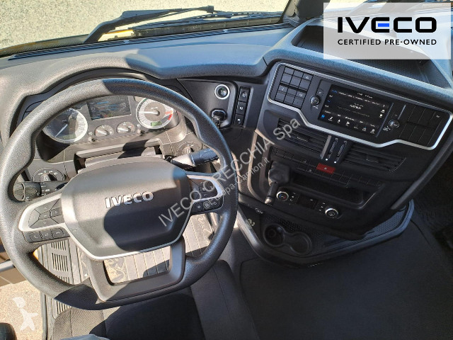 جرار Iveco S-WAY AS440S53T/P