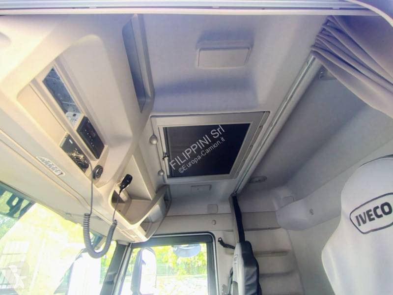 Traktor Iveco