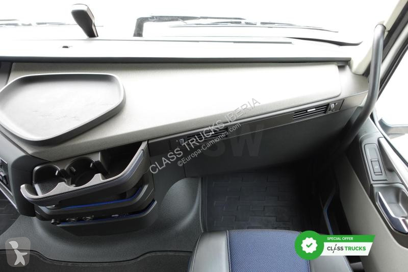 Tracteur Volvo 500 Globetrotter XL