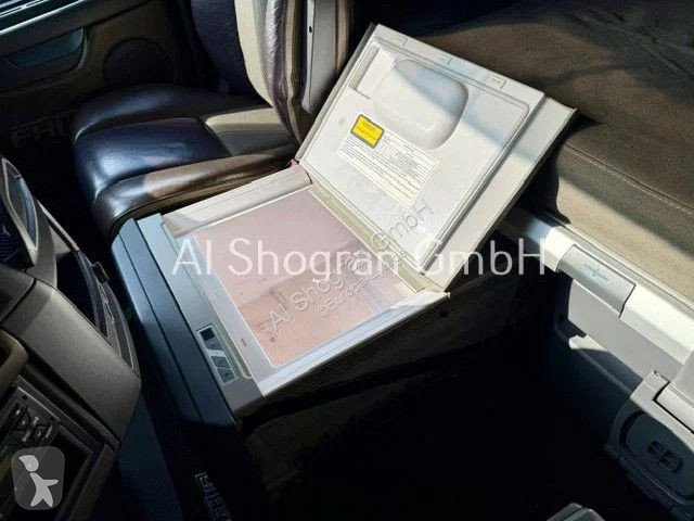 جرار Volvo 16700 Globetrotter...