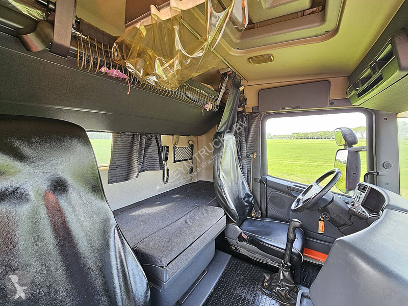 جرار Scania 420