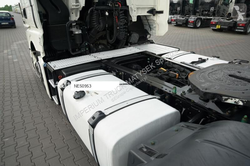 Влекач MAN TGX 18.470