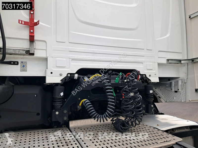 Cabeza tractora DAF XG  4X2 2xTanks Standklima ACC