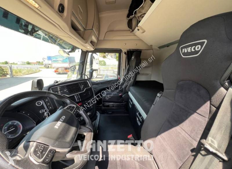 جرار Iveco