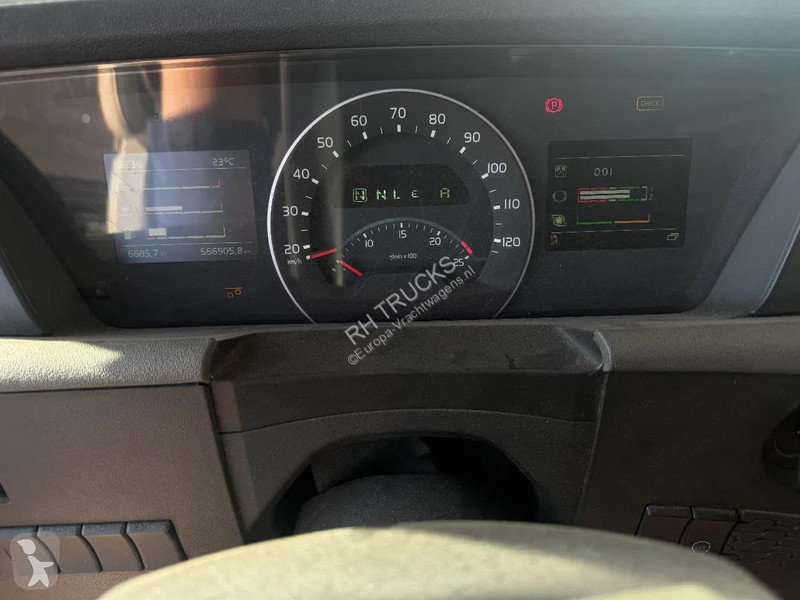 جرار Volvo 13540 8X4, 150 TON, INTARDER, 566862 KM