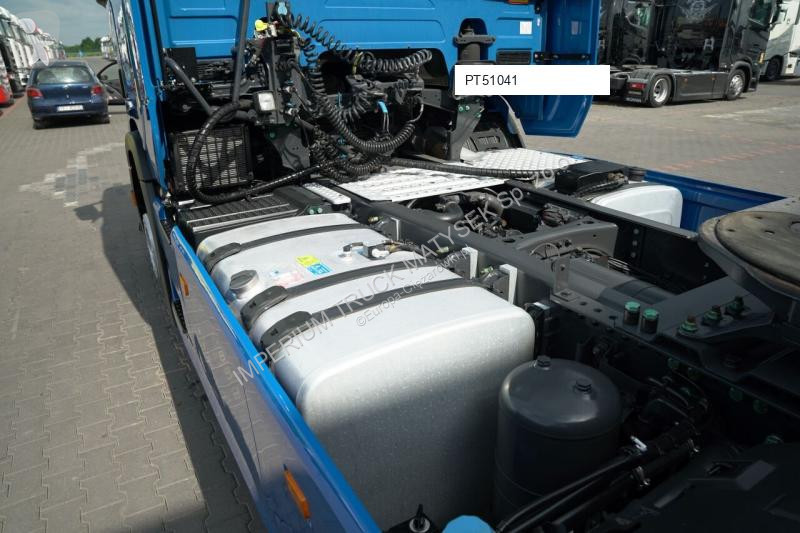 Влекач Scania
