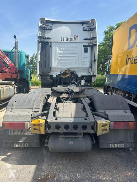 جرار Iveco AS 440 S 42
