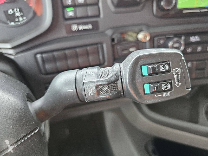 جرار Scania