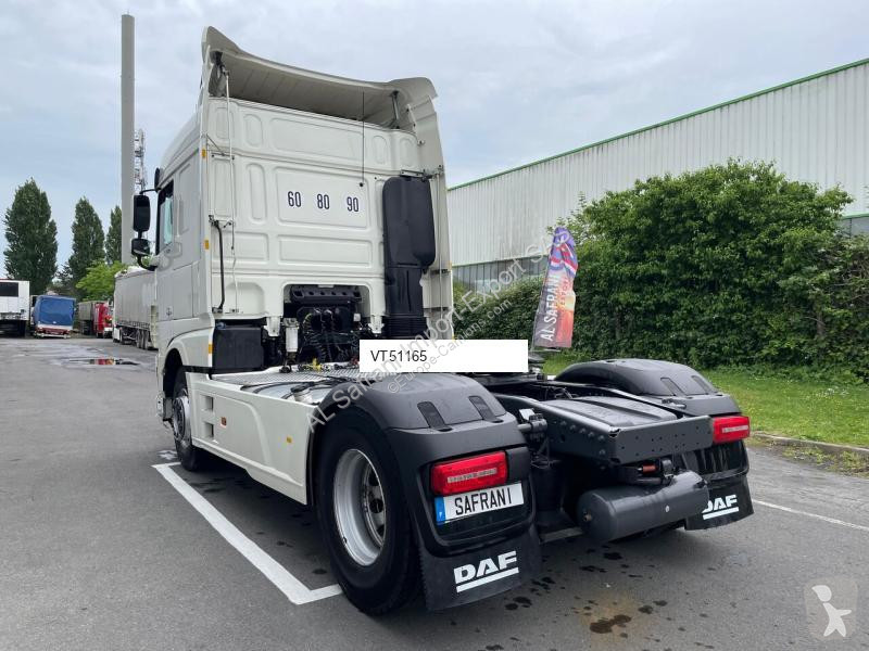 Tracteur DAF 530