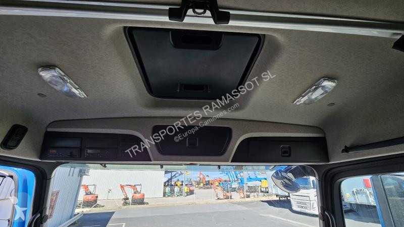 Mercedes Z2558 BLUTEC 6 tractor unit