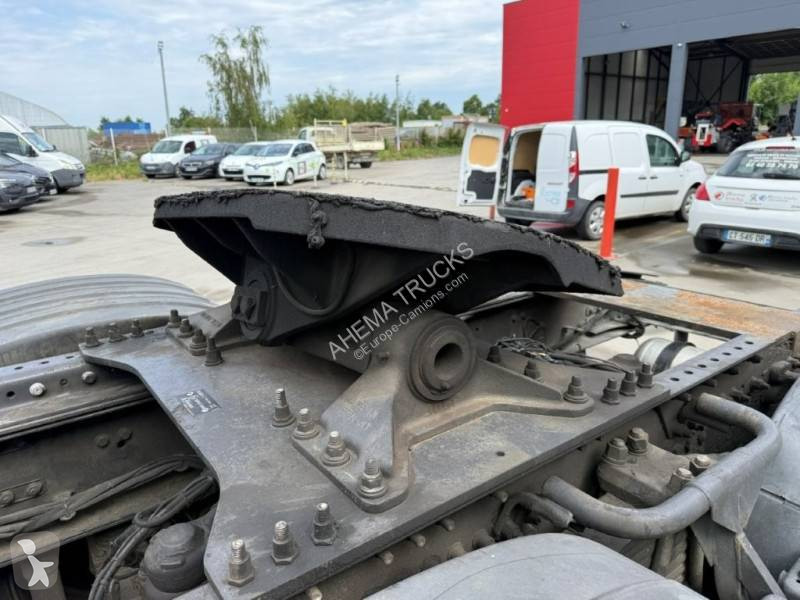 جرار Volvo