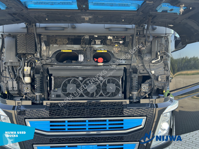 جرار Volvo 500 4x2 VDS + No TC