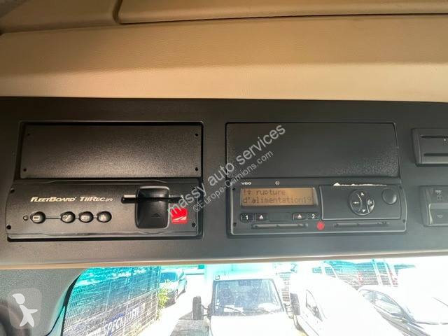 جرار Mercedes