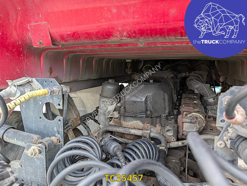 جرار DAF 460