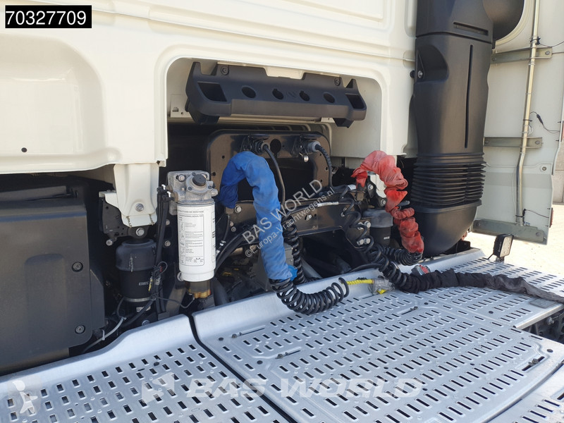 Trekker DAF 530 4X2 Retarder 2xTanks Full-Air...