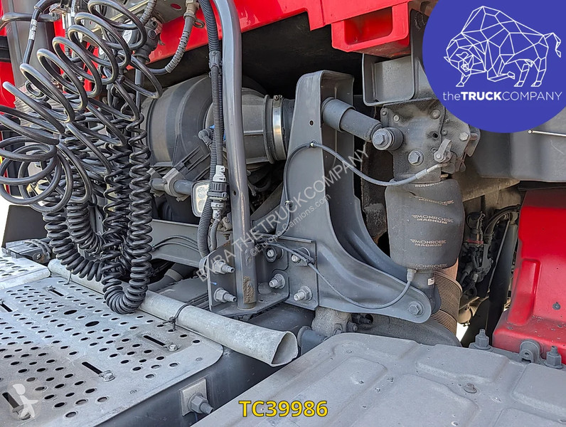 جرار Renault T 480