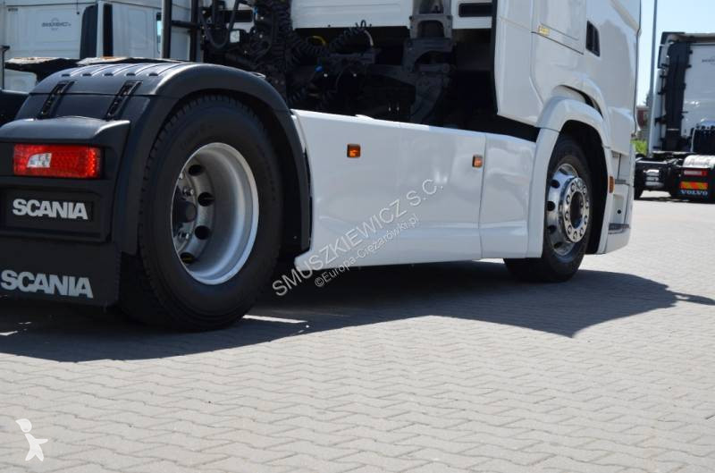 جرار Scania
