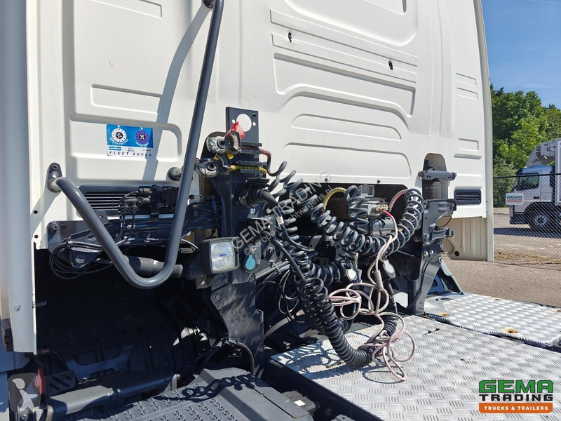 جرار Scania R410 4x2 CR20N Euro6D - Full ADR -...