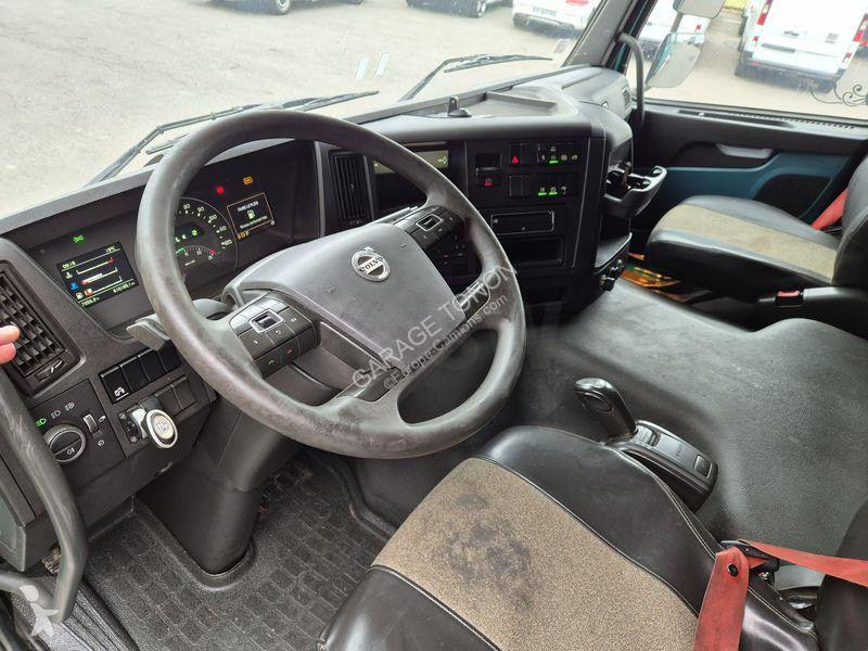 جرار Volvo 450