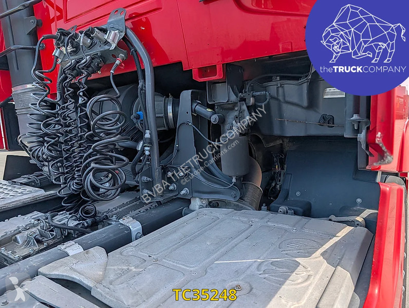 جرار Renault T 480