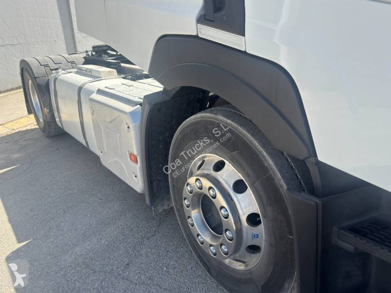 جرار Renault