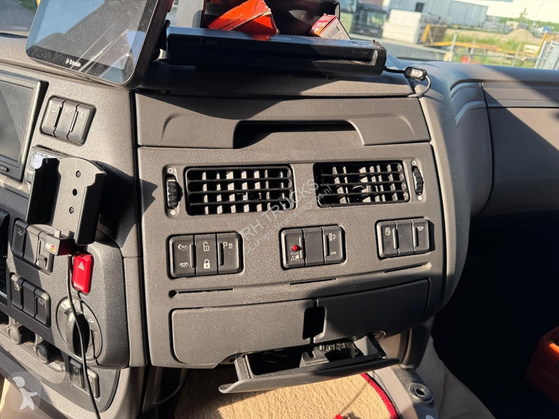 Trekker DAF 4X2 EURO 6 + STANDAIRCO -...