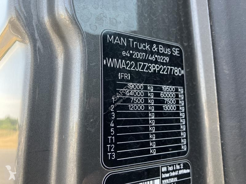 جرار MAN 18.520 TN