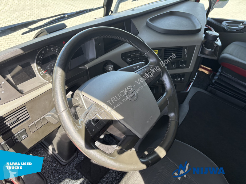 جرار Volvo FH 460 4x2 PTO + WRC