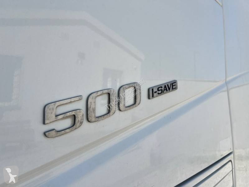 جرار Volvo