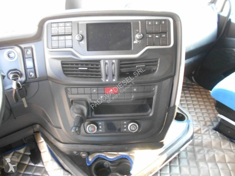 جرار Iveco