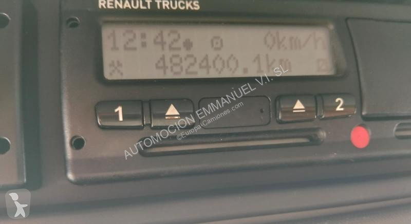 جرار Renault 460 XROAD TSeries