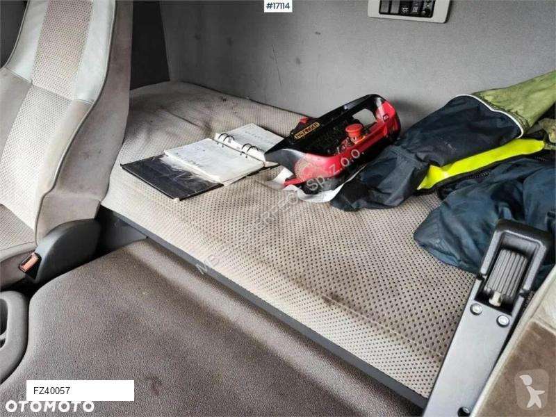 Влекач Volvo PK32002
