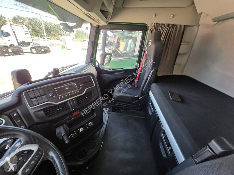 جرار Iveco
