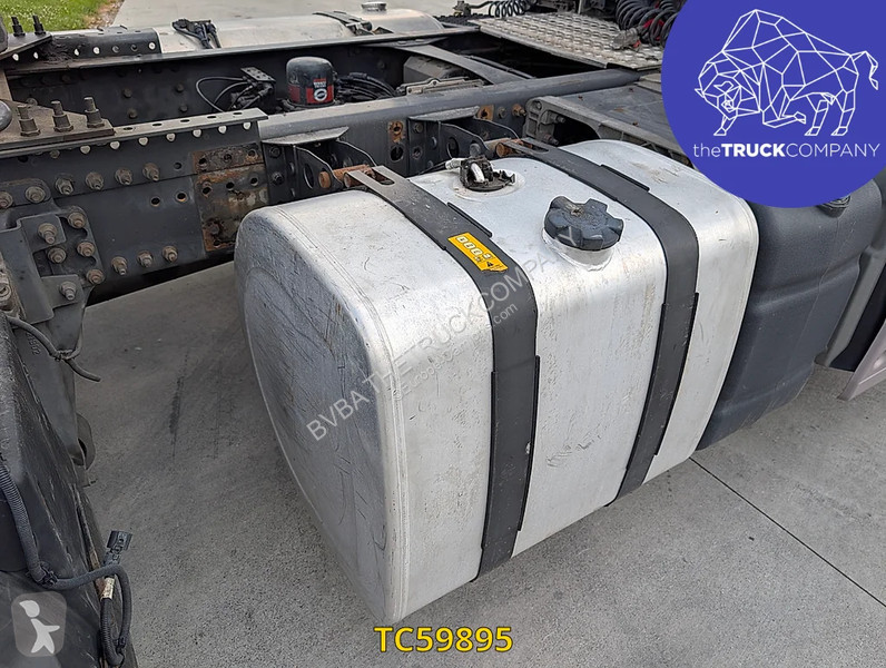 جرار Renault T 480