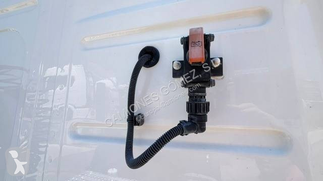 جرار Volvo
