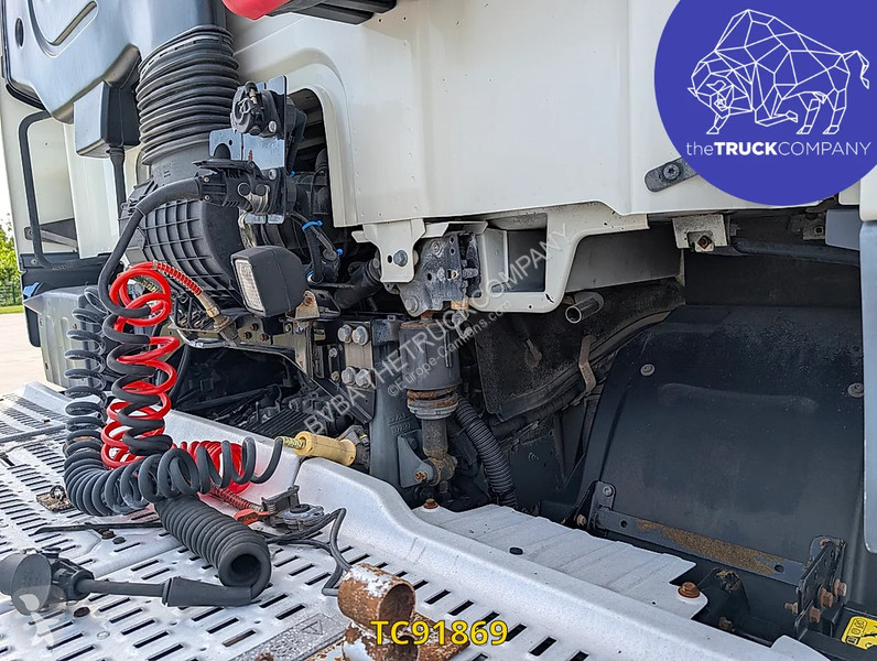 جرار DAF 440