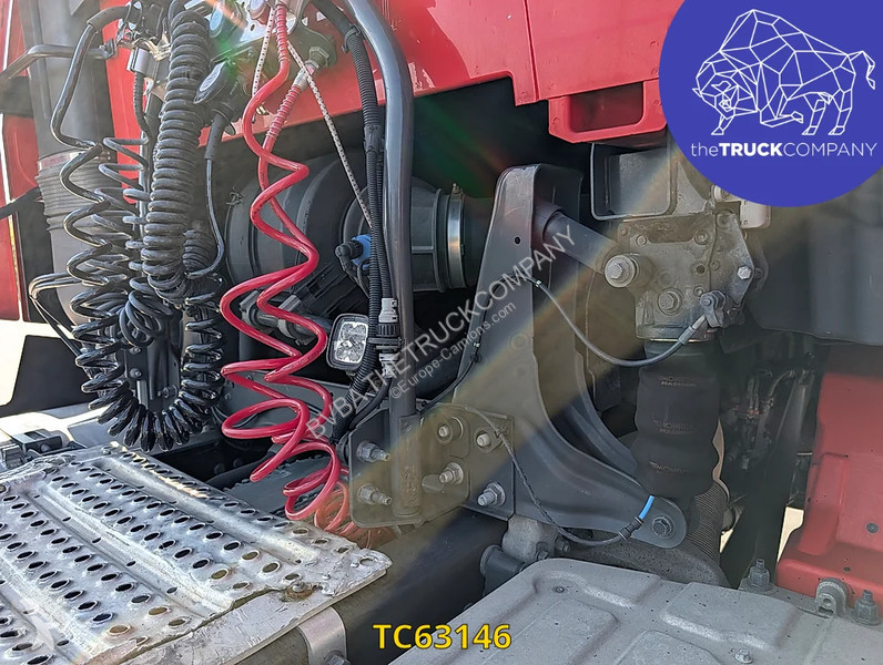 جرار Renault T 480