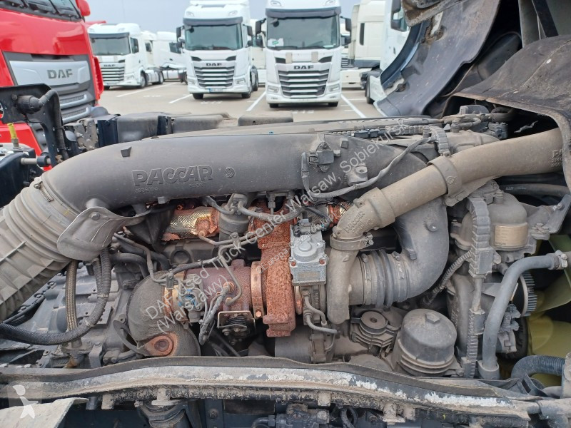 جرار DAF XF  FT 4X2