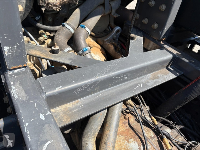 جرار Volvo 12480 + 6X4 + manual + spring +...