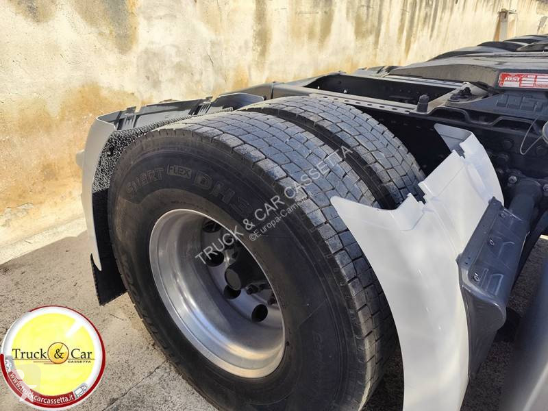 جرار Scania