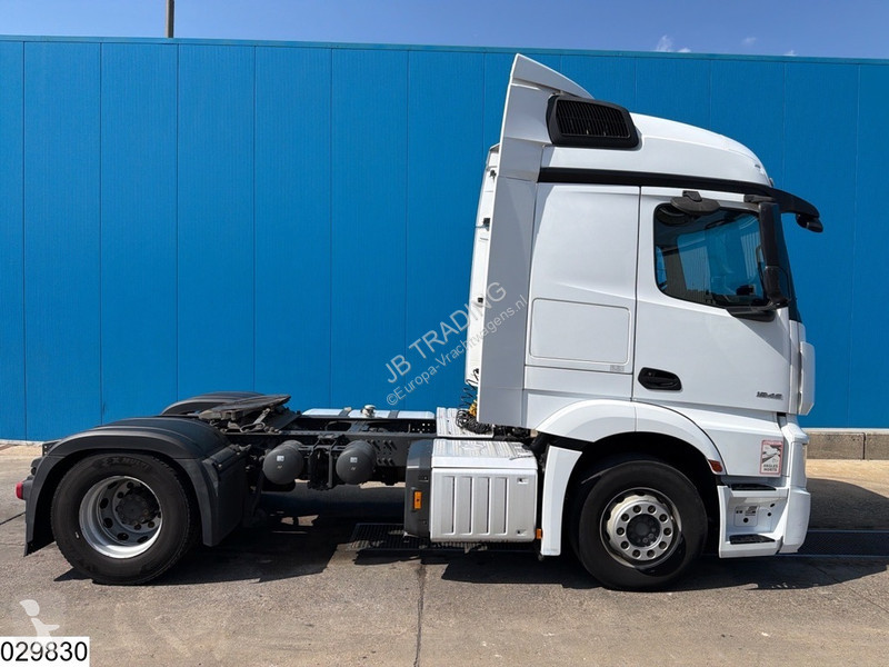 جرار Mercedes 1845 EURO 6d