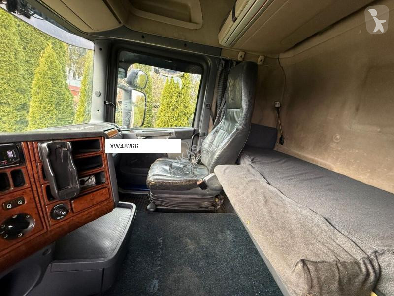 Scania R420 tractor unit
